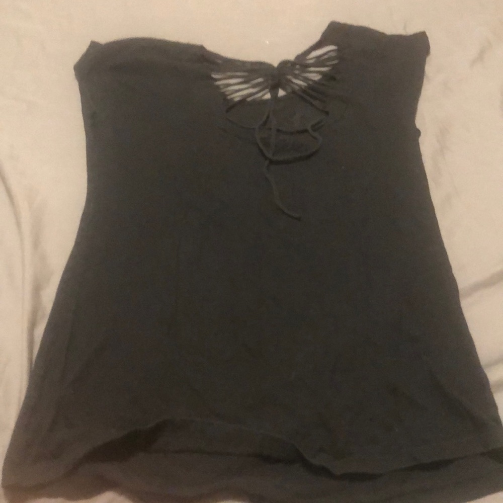 T-Shirt - Picture 2 of 2